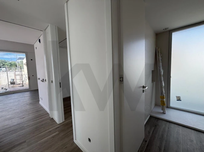 Moradia T3 para Venda em Corroios Foto 27