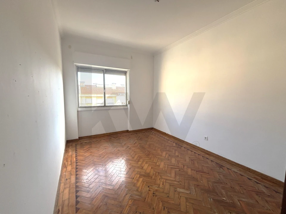 Apartamento T3 para Venda em Carnaxide e Queijas Foto 12