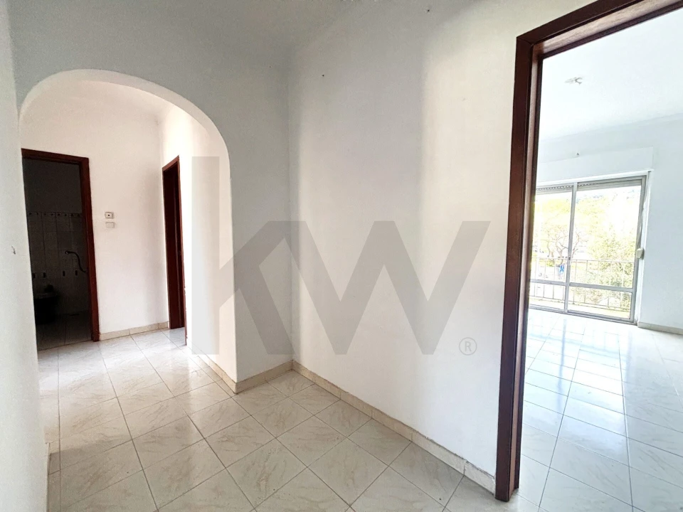 Apartamento T3 para Venda em Carnaxide e Queijas Foto 3