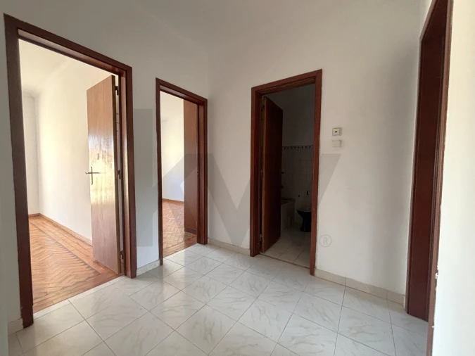 Apartamento T3 para Venda em Carnaxide e Queijas Foto 15