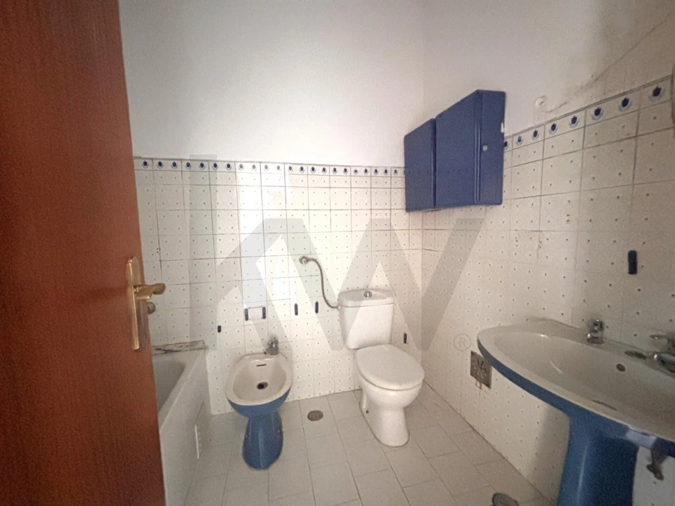 Apartamento T3 para Venda em Carnaxide e Queijas Foto 11