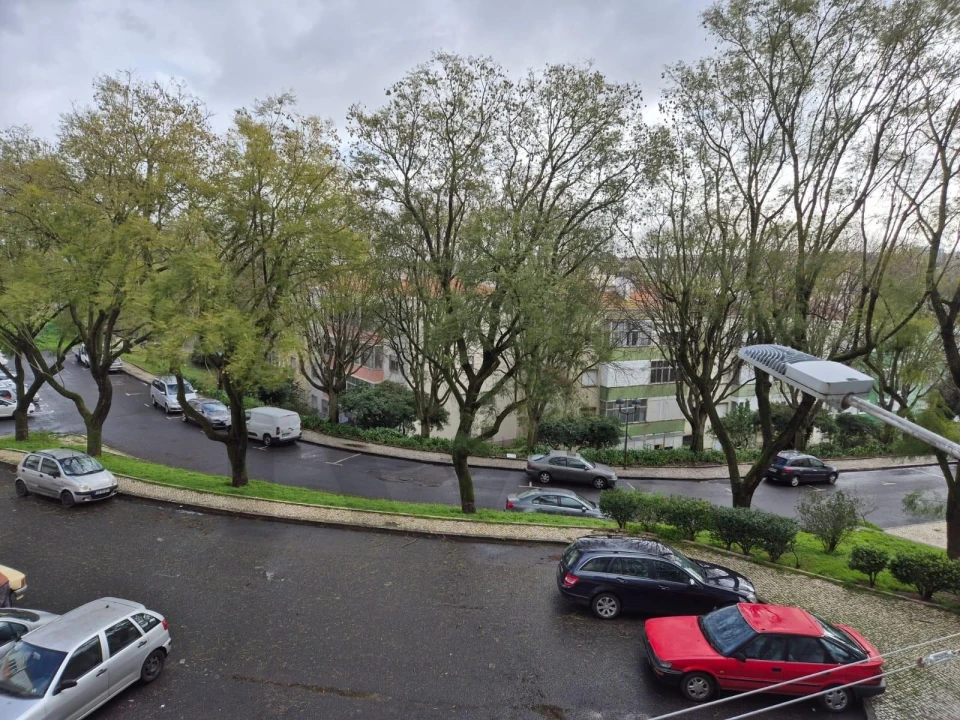 Apartamento T2 para Venda em Alfragide Foto 10