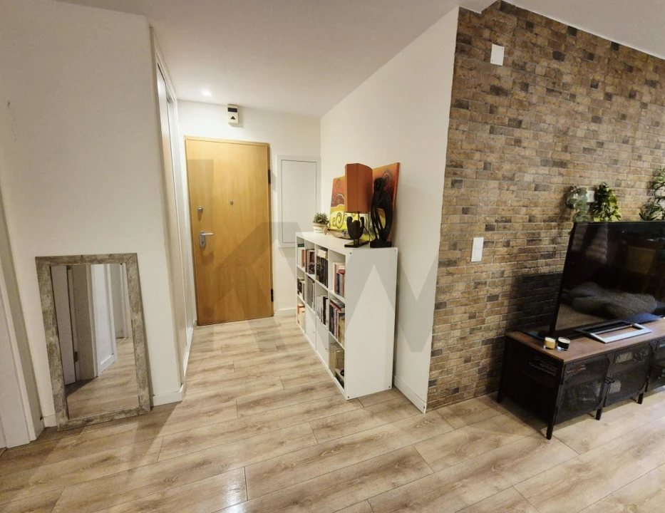 Apartamento T2 para Venda em Alfragide Foto 2