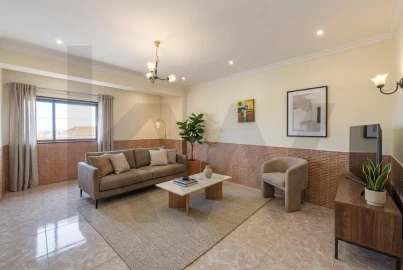 Apartamento T3 para Venda em Subportela, Deocriste e Portela Susã