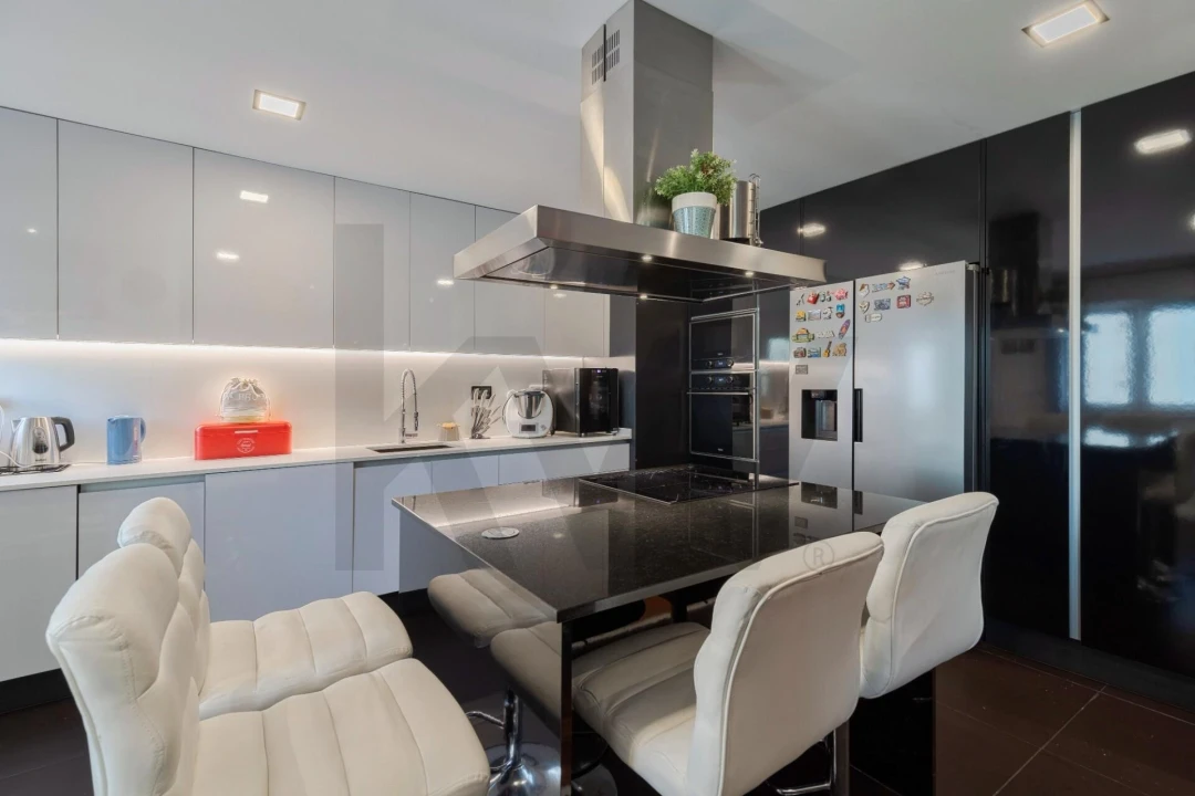 Apartamento T2 para Venda em Corroios Foto 2