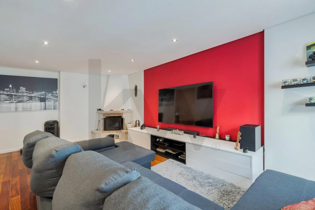 Apartamento T2 para Venda em Corroios Foto 8