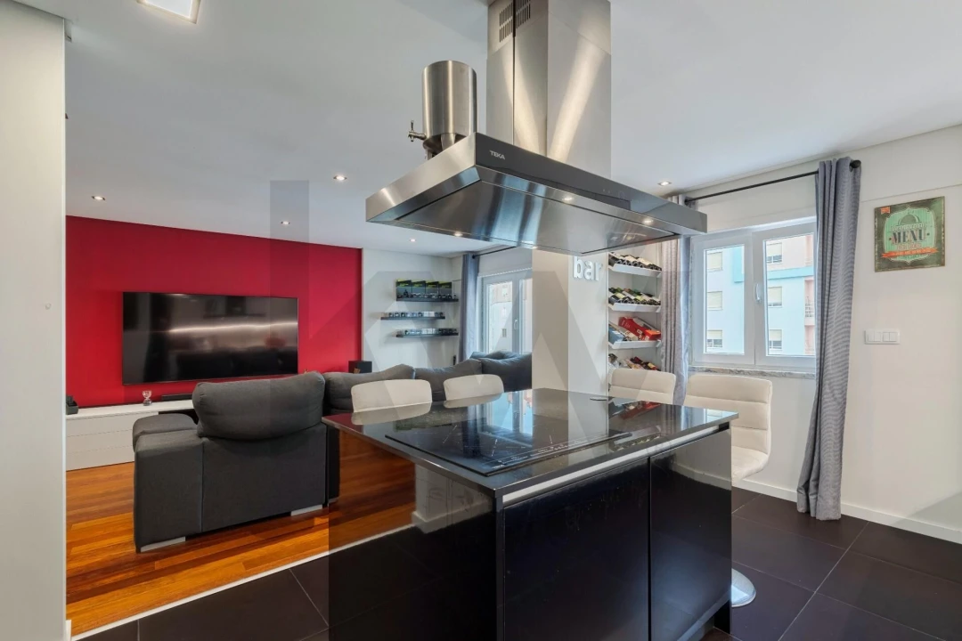 Apartamento T2 para Venda em Corroios Foto 3