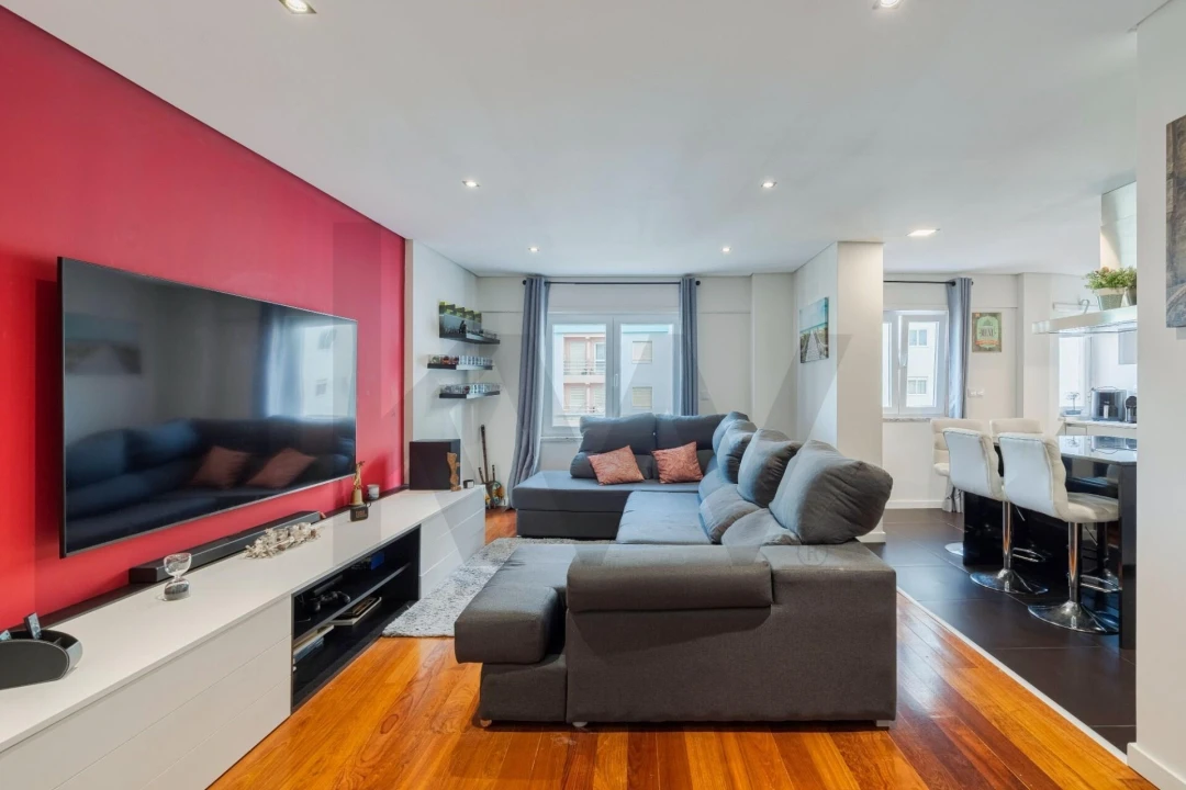 Apartamento T2 para Venda em Corroios Foto 7