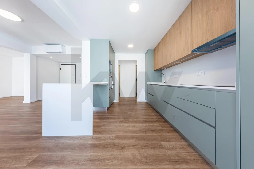 Apartamento T3 para Arrendamento em Carnaxide e Queijas Foto 11