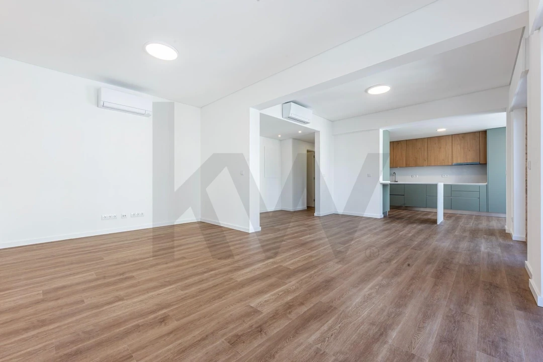 Apartamento T3 para Arrendamento em Carnaxide e Queijas Foto 10