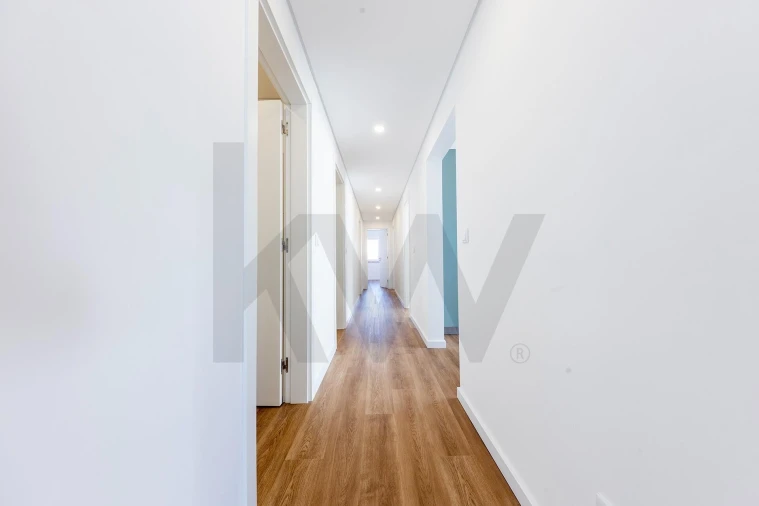 Apartamento T3 para Arrendamento em Carnaxide e Queijas Foto 14