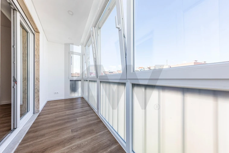 Apartamento T3 para Arrendamento em Carnaxide e Queijas Foto 20