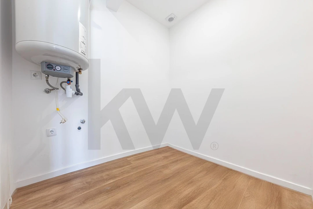 Apartamento T3 para Arrendamento em Carnaxide e Queijas Foto 26