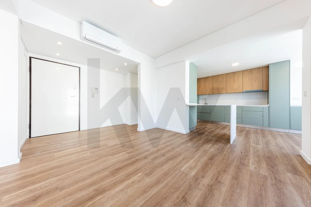 Apartamento T3 para Arrendamento em Carnaxide e Queijas Foto 3