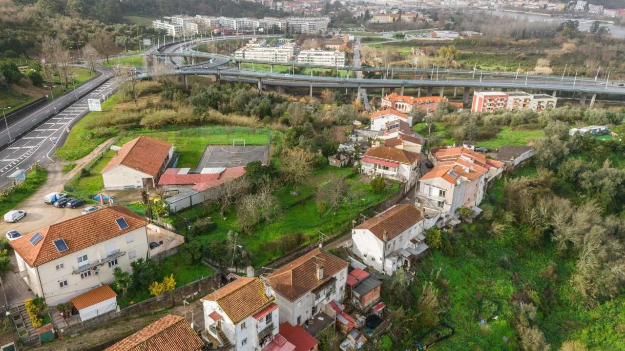 Apartamento T2 para Venda em Eiras e São Paulo de Frades Foto 34