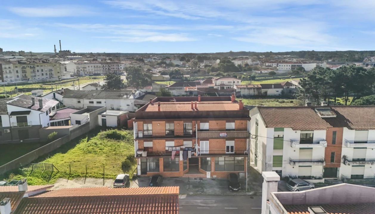 Apartamento T2 para Venda em Marinha Grande Foto 14
