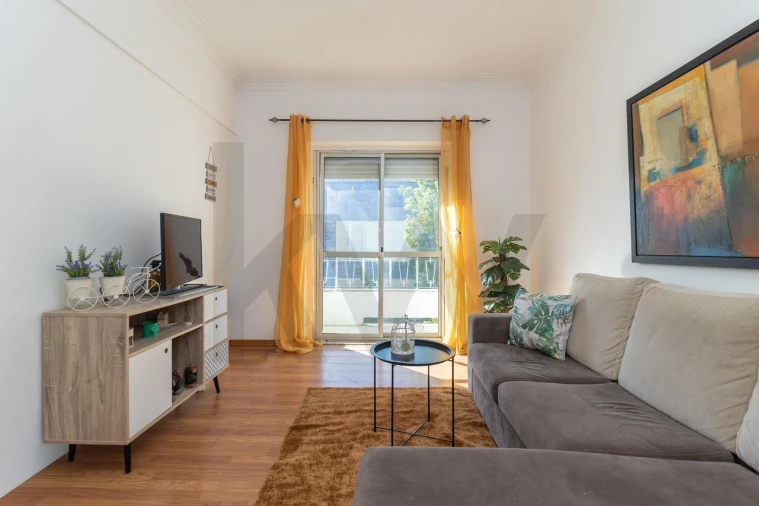 Apartamento T4 para Venda em Almada, Cova da Piedade, Pragal e Cacilhas Foto 2