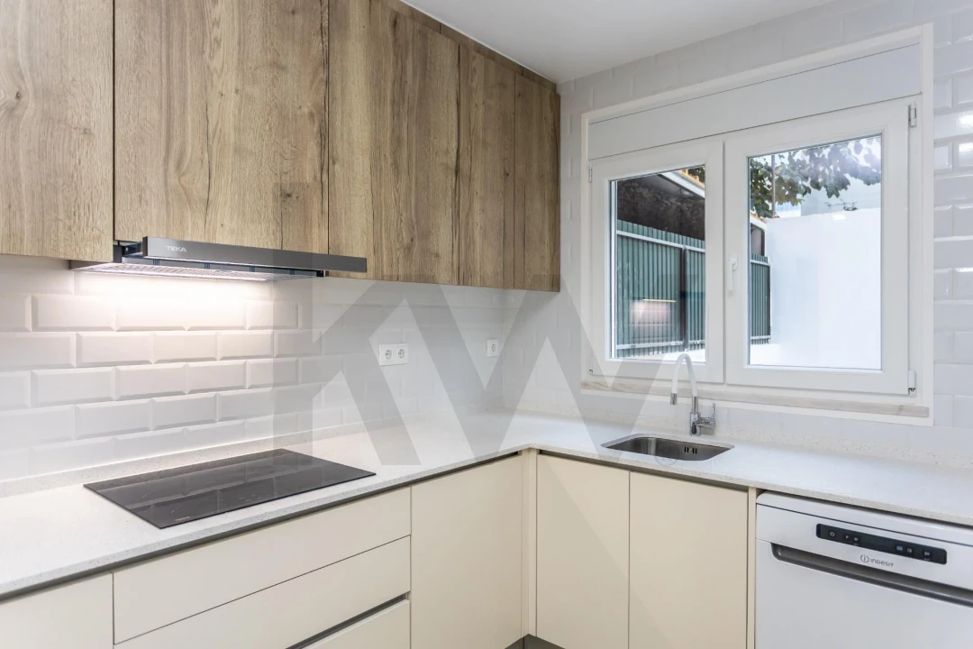 Apartamento T3 para Venda em Amora Foto 6