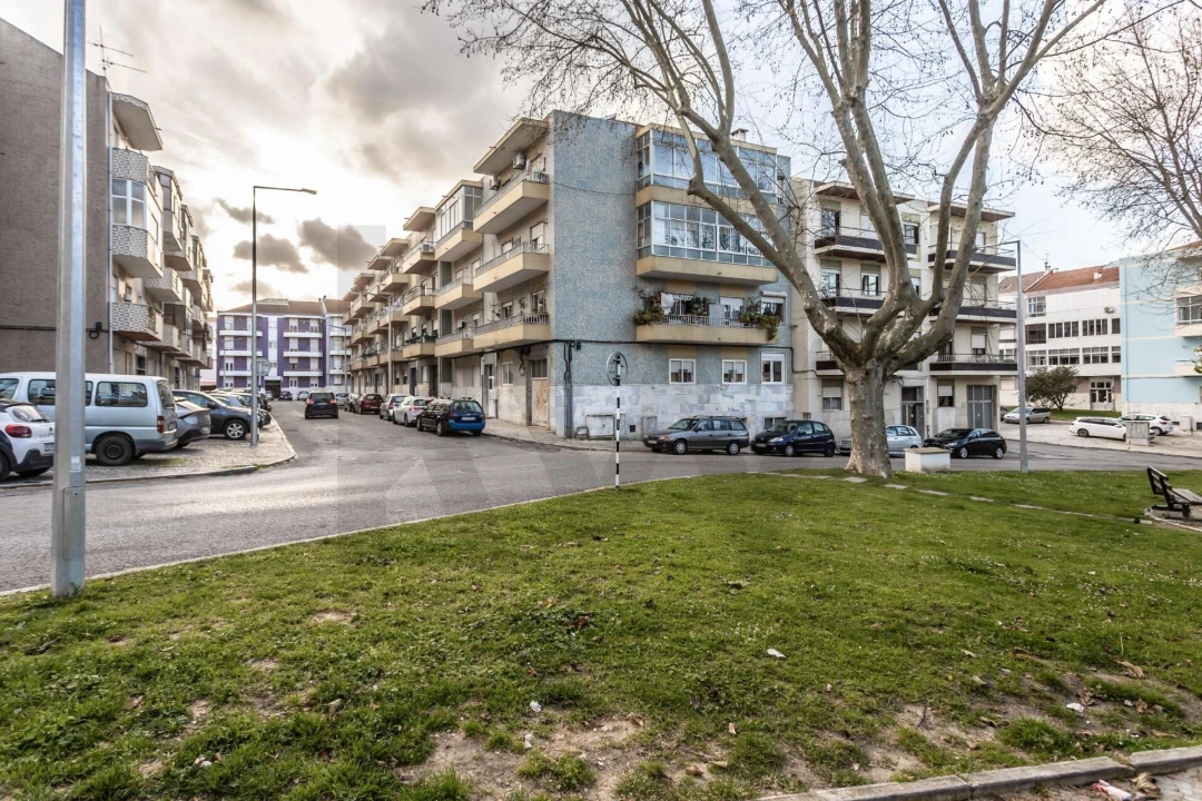 Apartamento T3 para Venda em Amora Foto 41