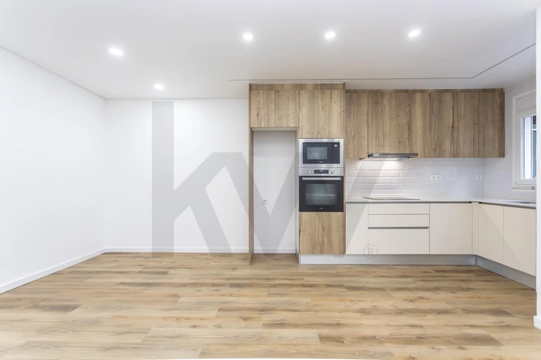 Apartamento T3 para Venda em Amora Foto 5