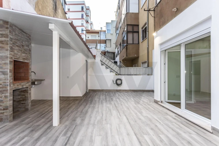 Apartamento T3 para Venda em Amora Foto 33