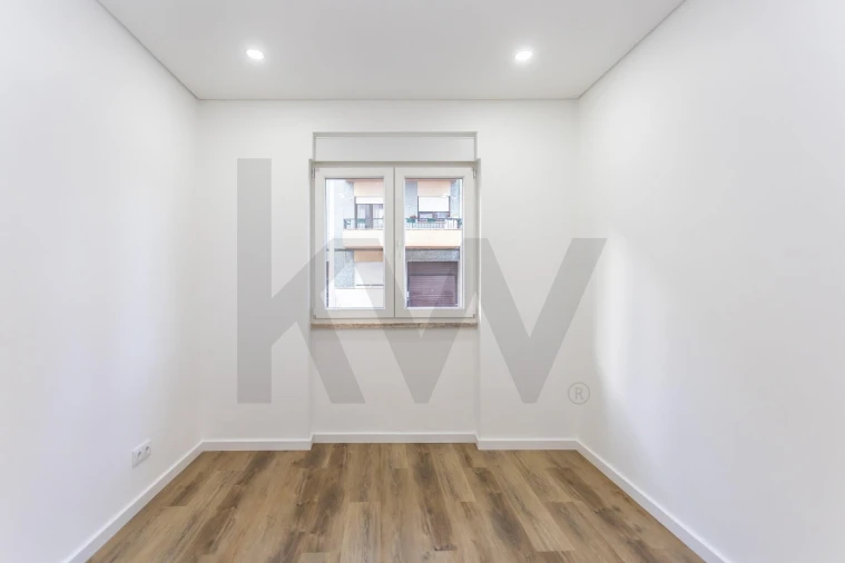 Apartamento T3 para Venda em Amora Foto 14