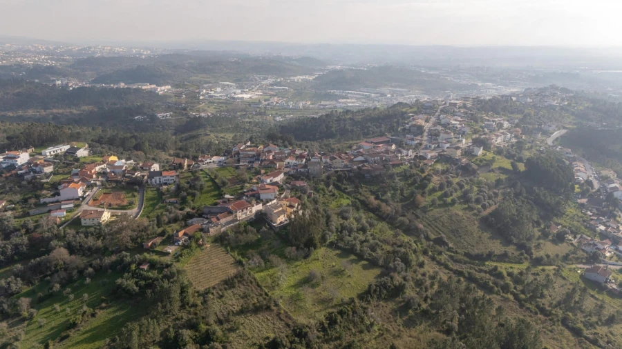 Terreno para Venda em Trouxemil e Torre de Vilela Foto 20