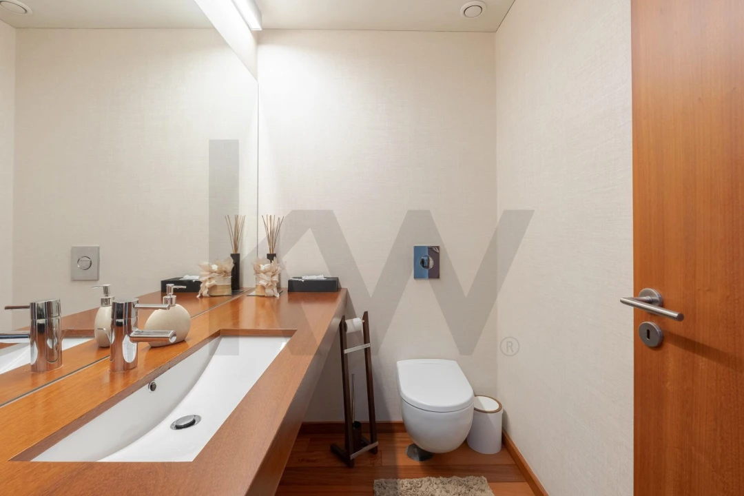 Moradia T4 para Venda em Aldoar, Foz do Douro e Nevogilde Foto 22