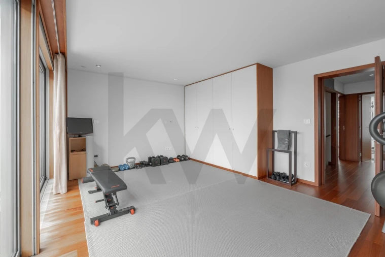 Moradia T4 para Venda em Aldoar, Foz do Douro e Nevogilde Foto 44