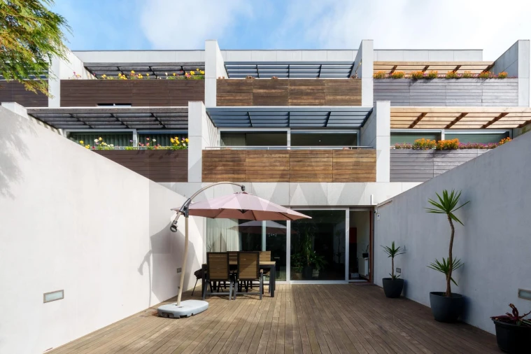 Moradia T4 para Venda em Aldoar, Foz do Douro e Nevogilde Foto 1