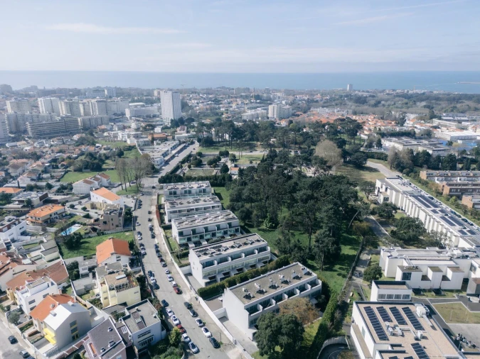 Moradia T4 para Venda em Aldoar, Foz do Douro e Nevogilde Foto 2