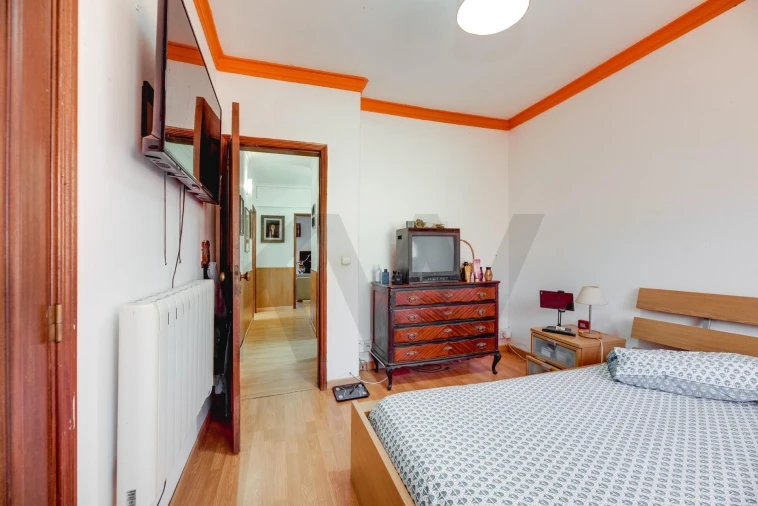 Apartamento T2 para Venda em Porto Salvo Foto 19