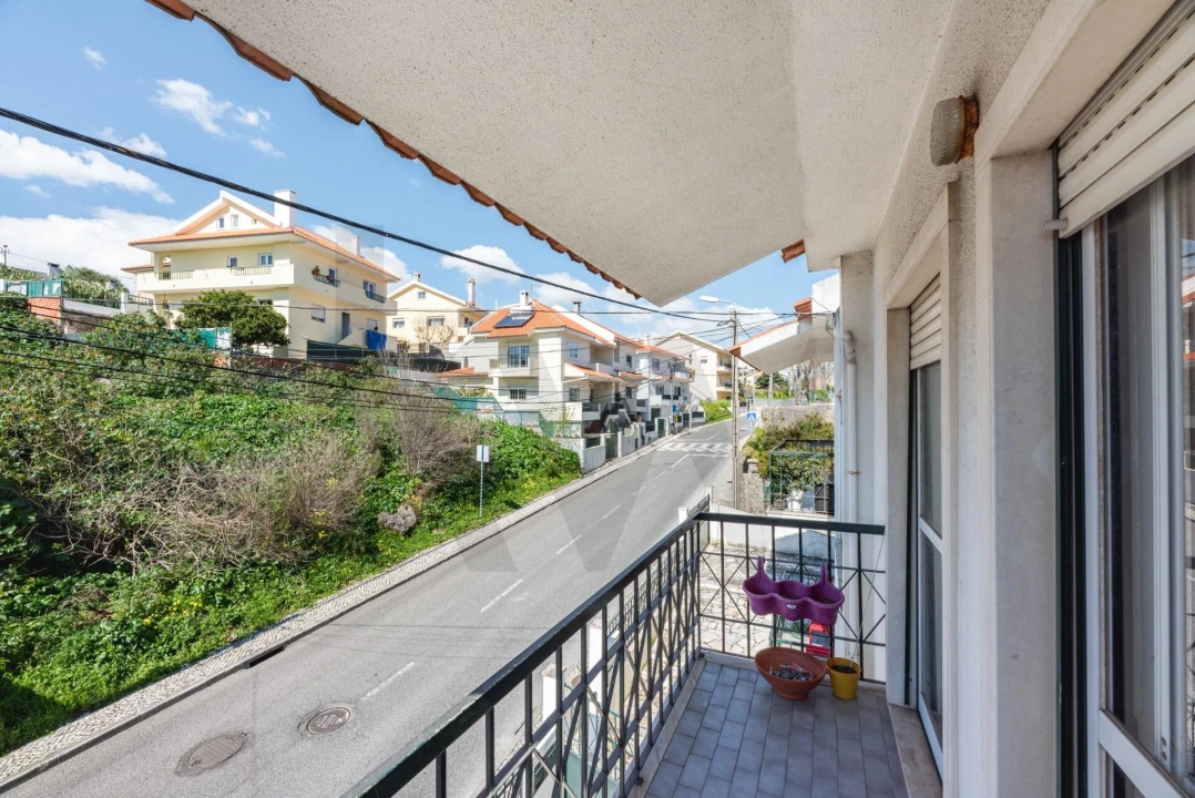 Apartamento T2 para Venda em Porto Salvo Foto 13