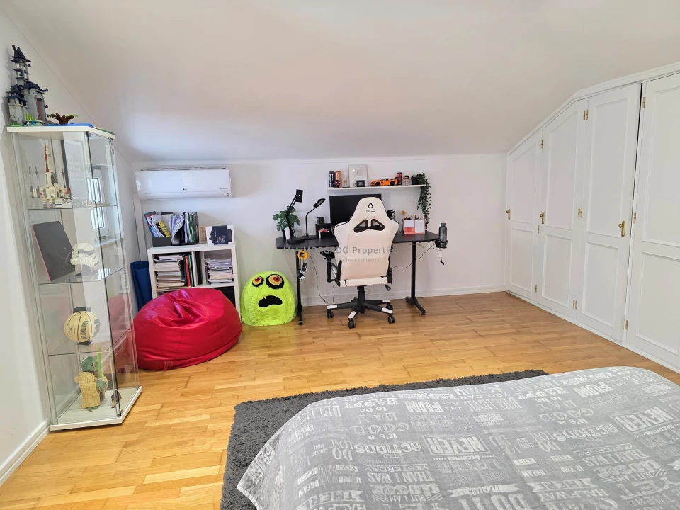 Apartamento T4 para Venda em Agualva e Mira-Sintra Foto 33