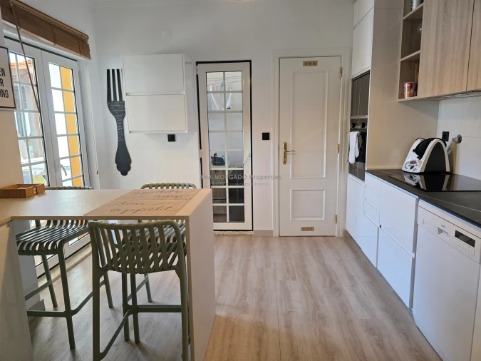 Apartamento T4 para Venda em Agualva e Mira-Sintra Foto 10