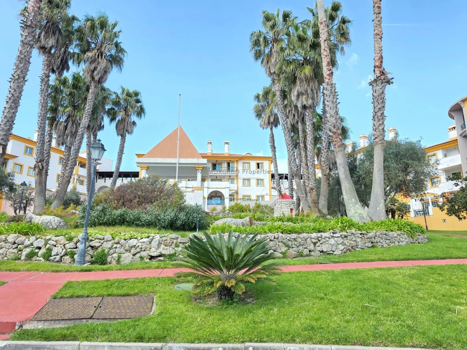 Apartamento T3 para Venda em Agualva e Mira-Sintra Foto 26