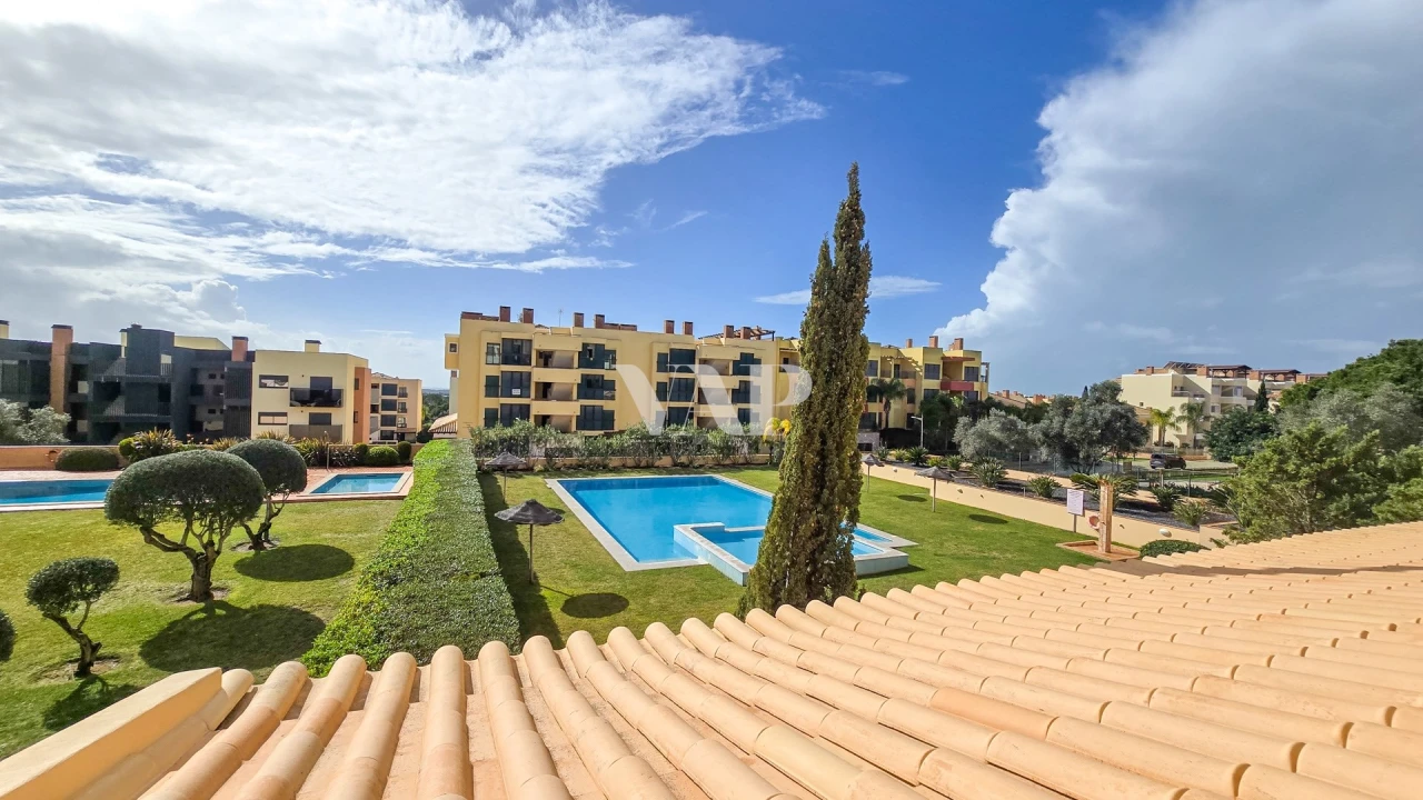 Apartamento T2 para Venda em Quarteira Foto 16