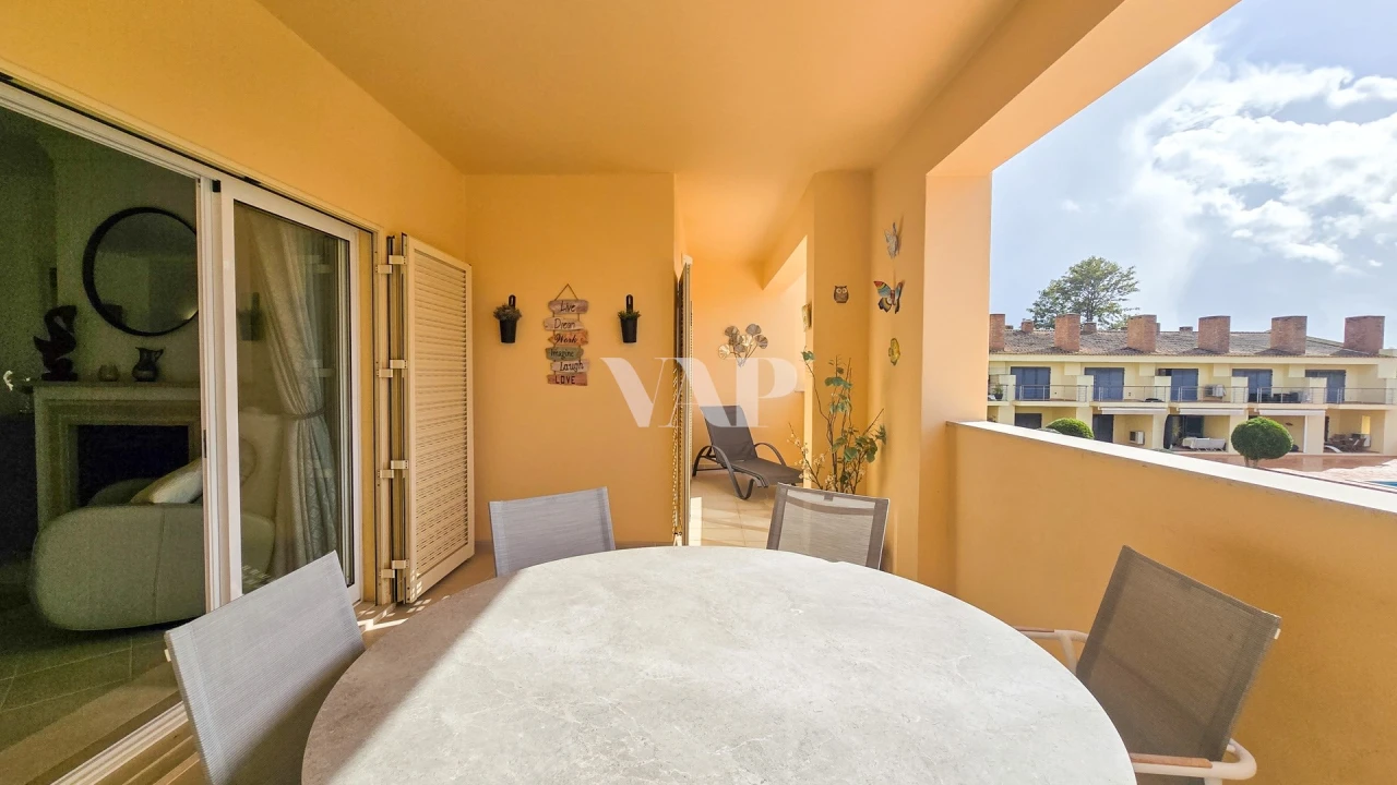 Apartamento T2 para Venda em Quarteira Foto 14