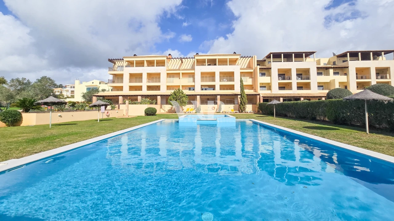 Apartamento T2 para Venda em Quarteira Foto 15