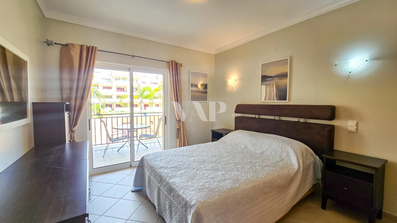 Apartamento T2 para Venda em Quarteira Foto 23