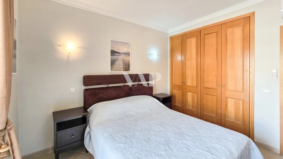 Apartamento T2 para Venda em Quarteira Foto 24