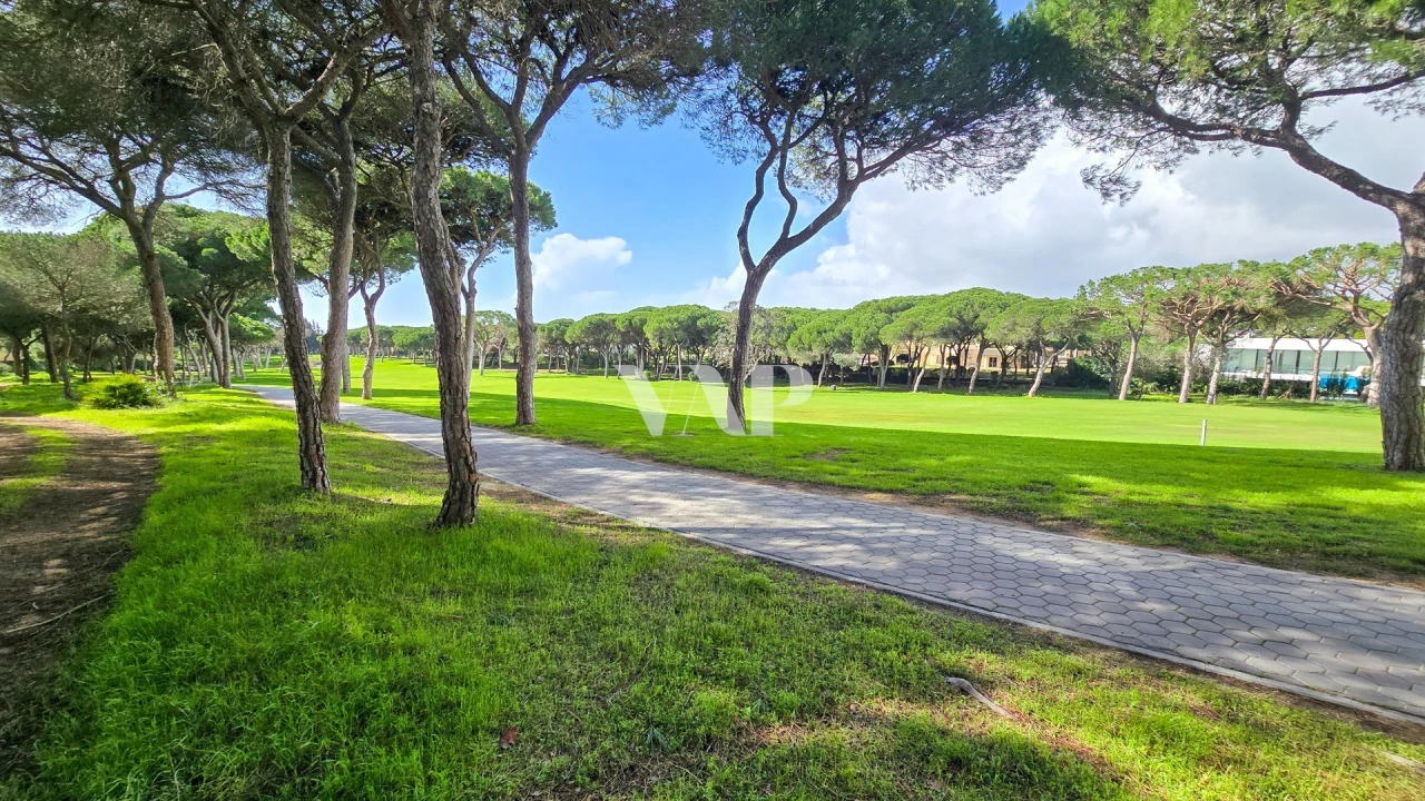 Apartamento T2 para Venda em Quarteira Foto 33