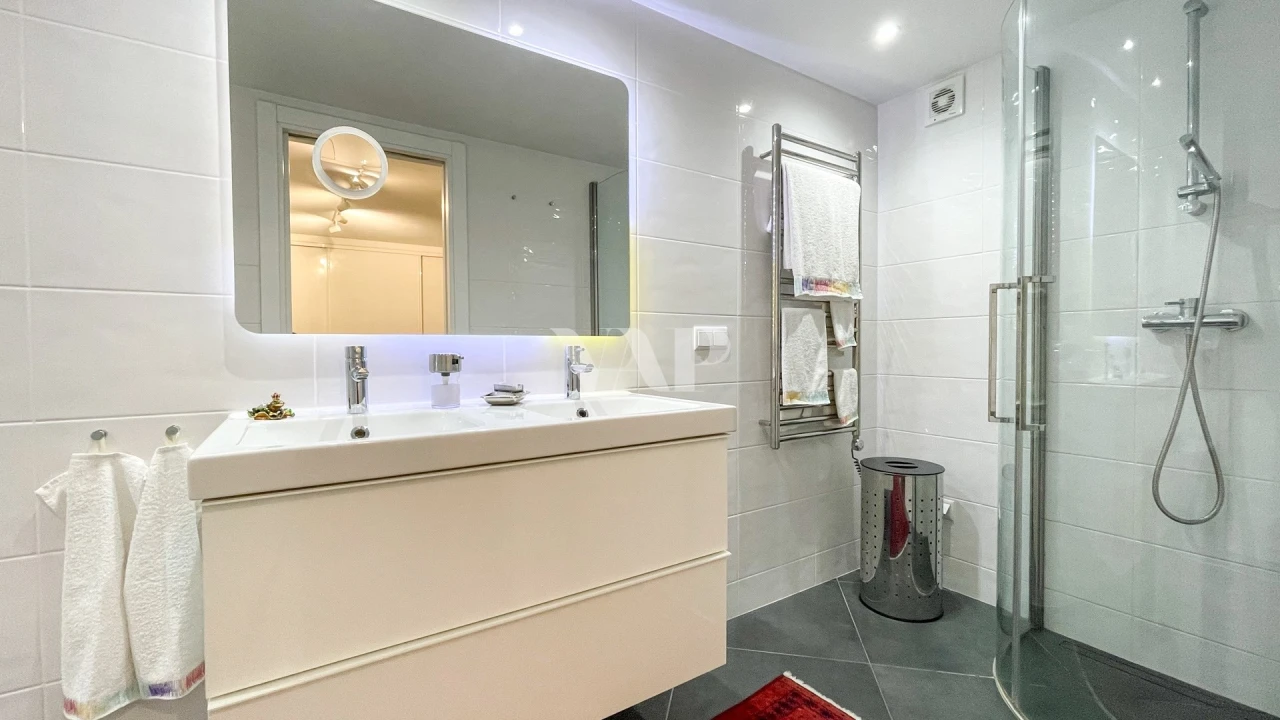 Moradia T4 para Venda em Quarteira Foto 20