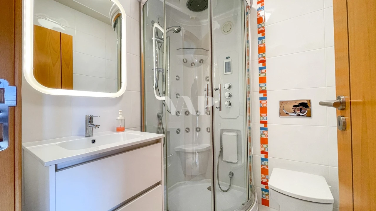 Moradia T4 para Venda em Quarteira Foto 28