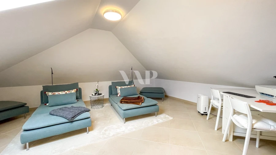 Moradia T4 para Venda em Quarteira Foto 33