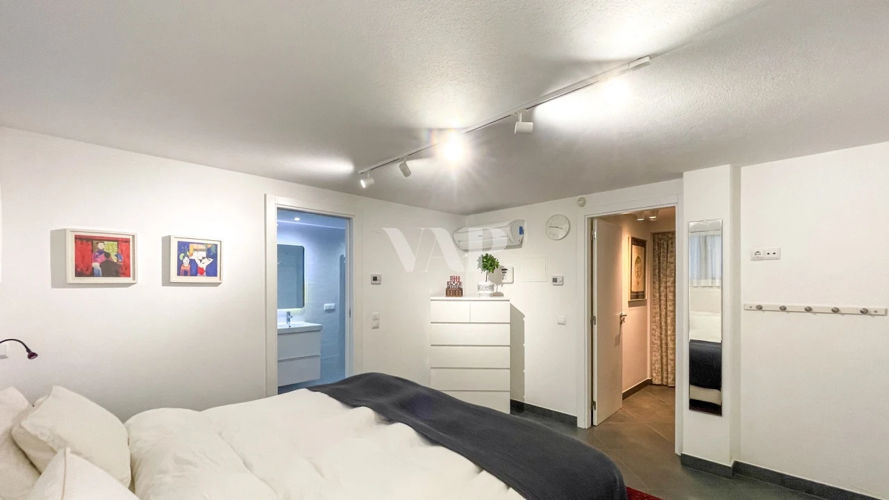 Moradia T4 para Venda em Quarteira Foto 18