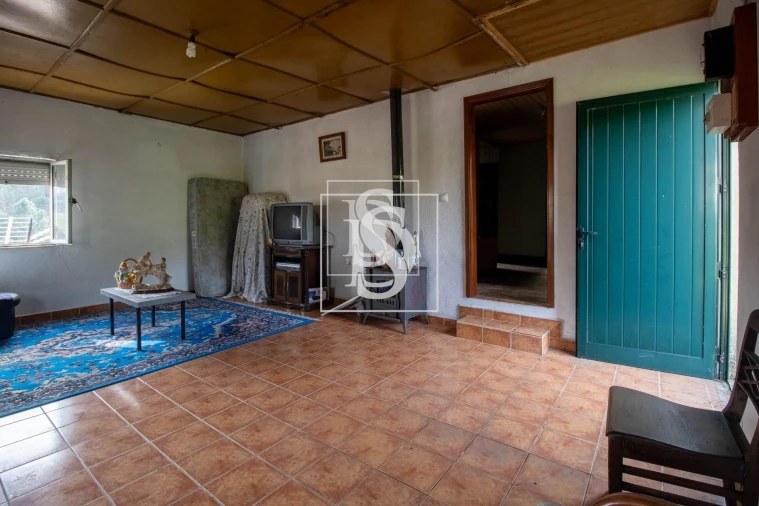 Moradia T3 para Venda em Teixeira e Teixeiró Foto 15