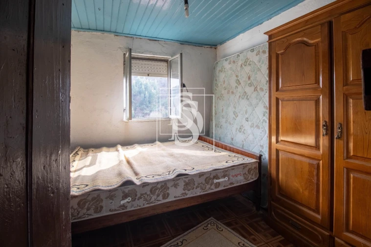 Moradia T3 para Venda em Teixeira e Teixeiró Foto 13