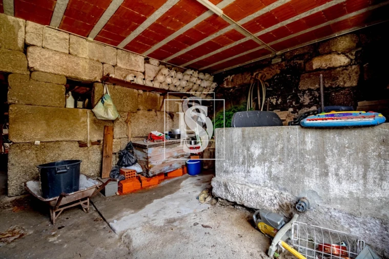 Moradia T3 para Venda em Teixeira e Teixeiró Foto 19