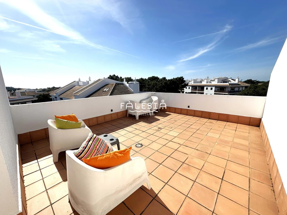 Apartamento T3 para Venda em Albufeira e Olhos de Água Foto 7